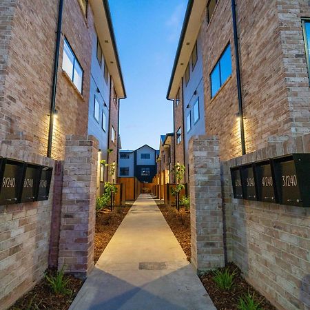 Christchurch Entertainment Hub 2 Bed 2 Bath W Carpark Ngoại thất bức ảnh